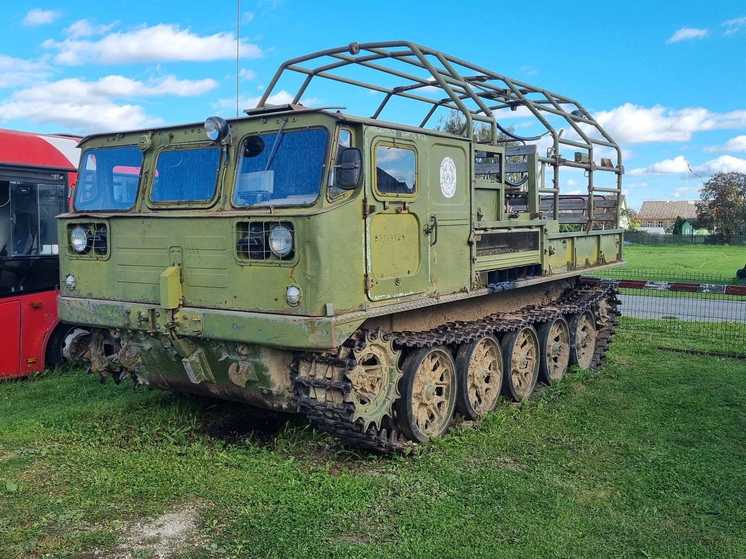 Järva-Jaani Vanatehnika varjupaik / OldTech Park